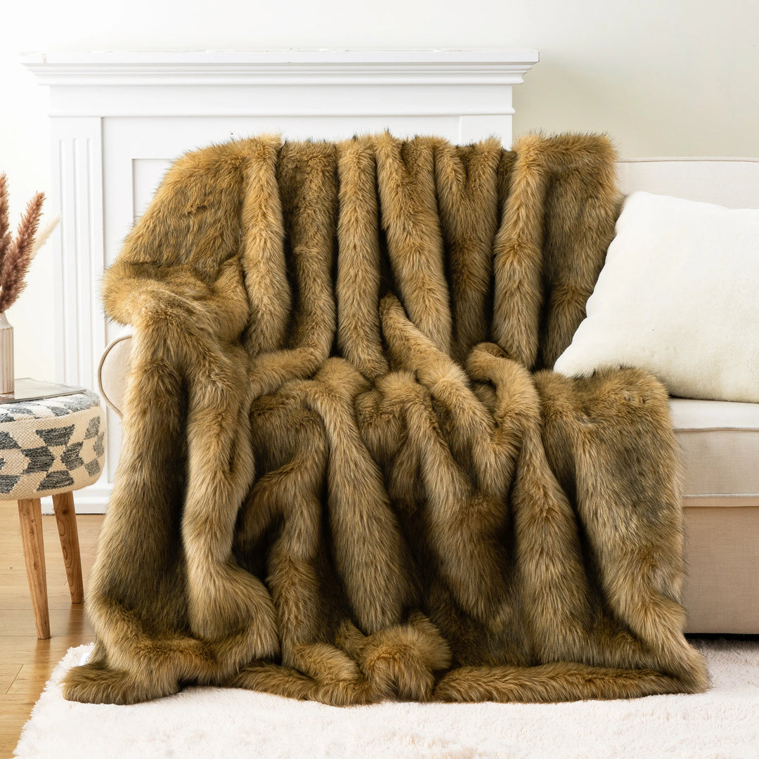 Luxury Faux Fur Throw Blanket for Sofa and Bed