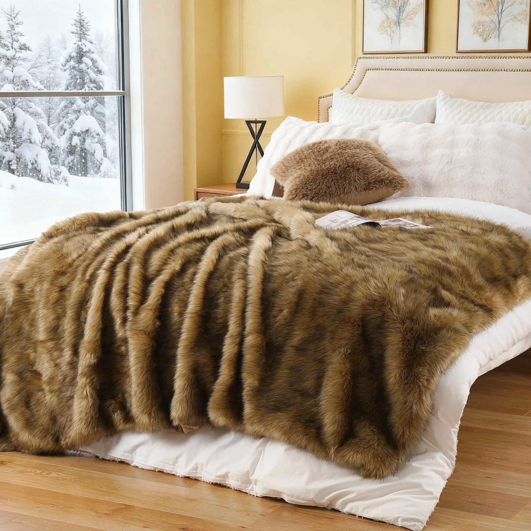 Luxury Faux Fur Throw Blanket for Sofa and Bed