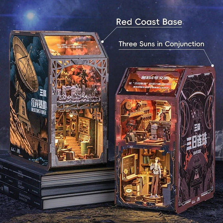 Book Nook Wizardi Miniature - Red Coast Base Roombox Kit - Polendo Design